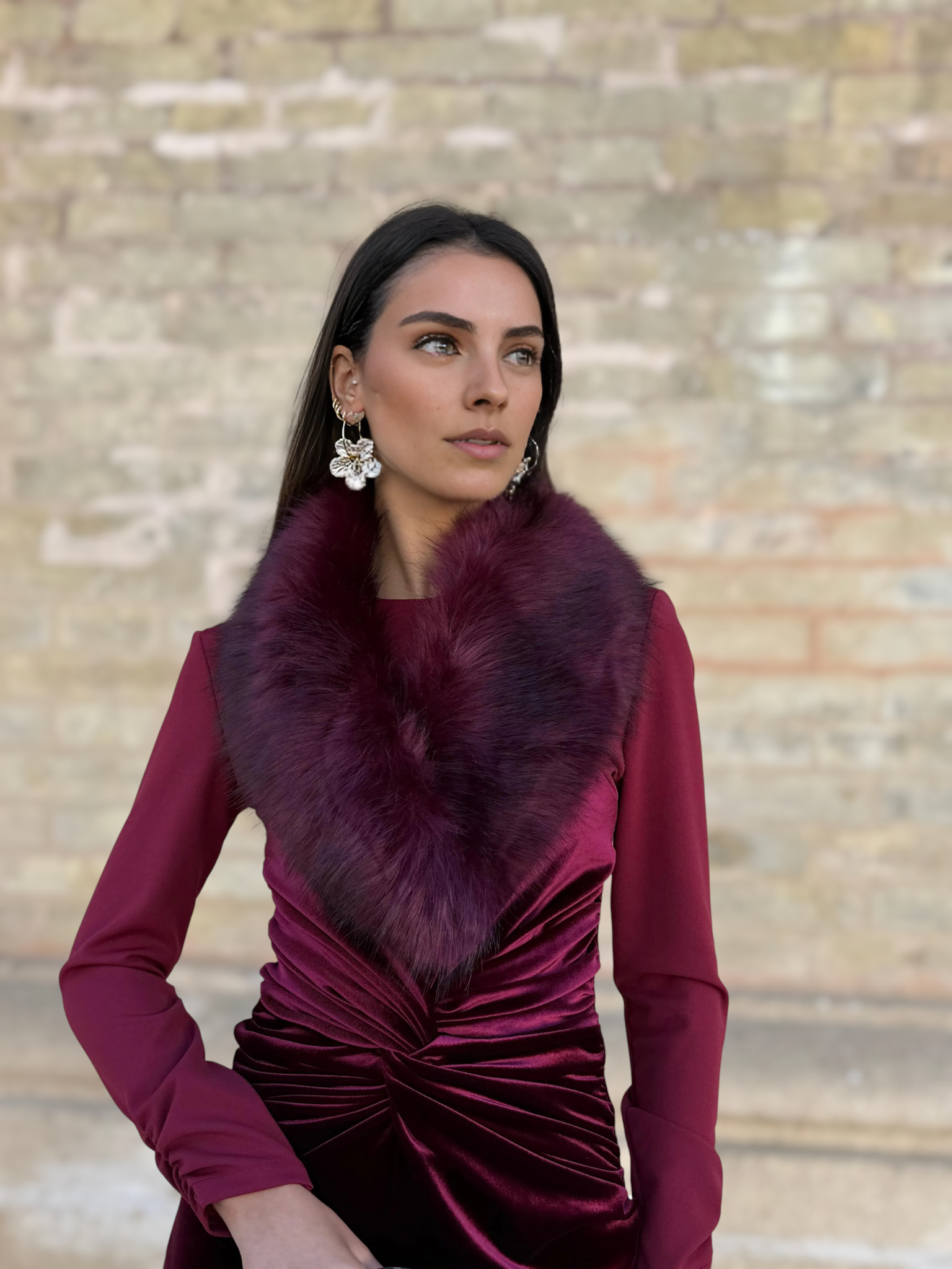 Cuello Sierra Burdeos